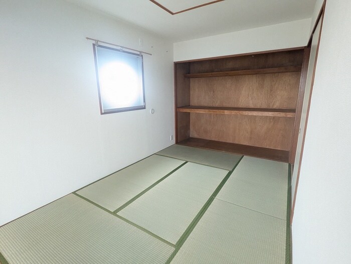 物件内観写真16　(居室)