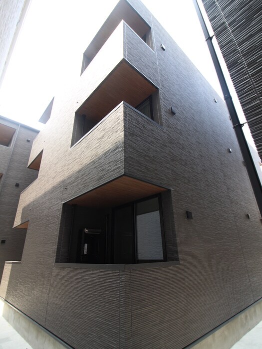 物件外観写真3　(外観写真)