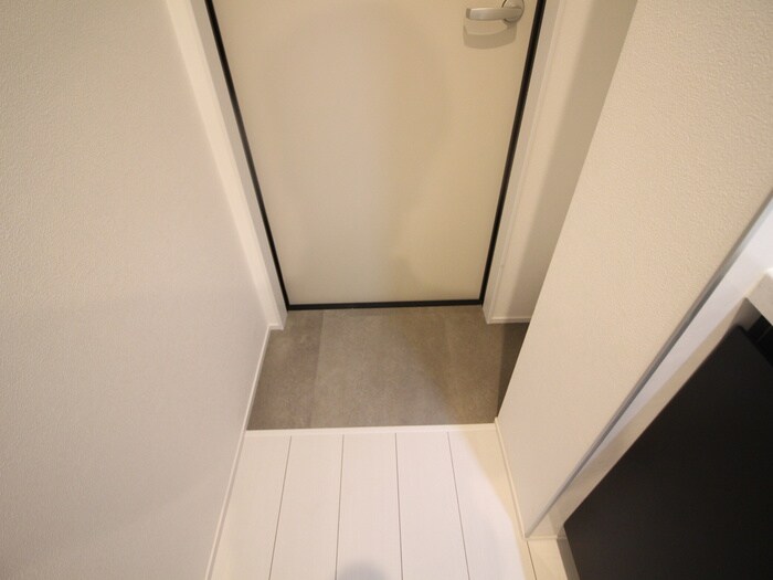 物件内観写真20　(玄関)