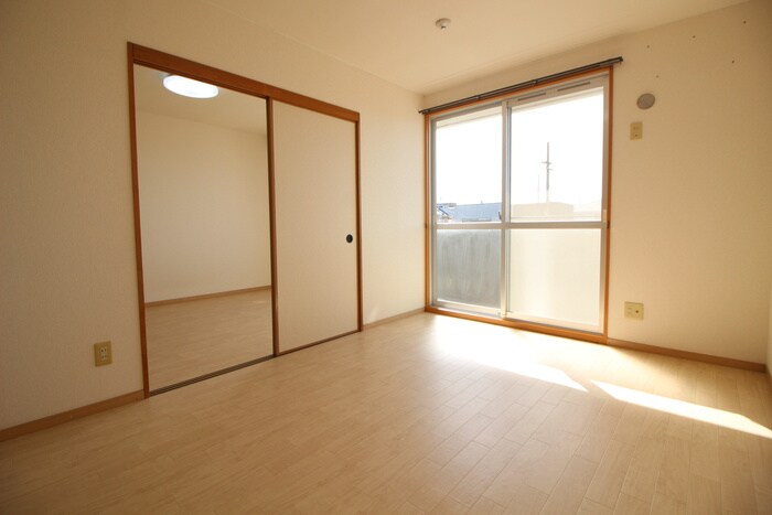 物件内観写真10　(居室)