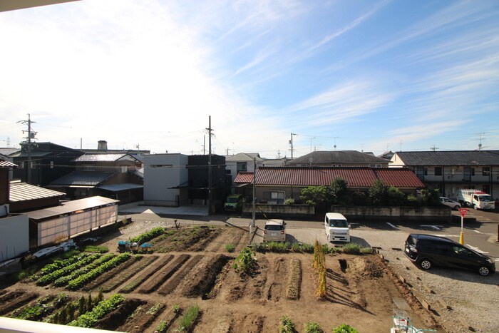 物件内観写真22　(室内からの展望)