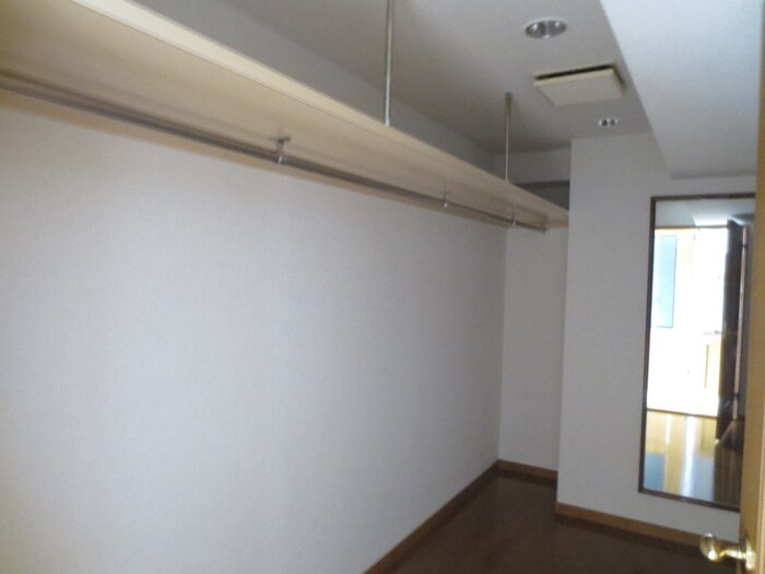 物件内観写真17　(収納)