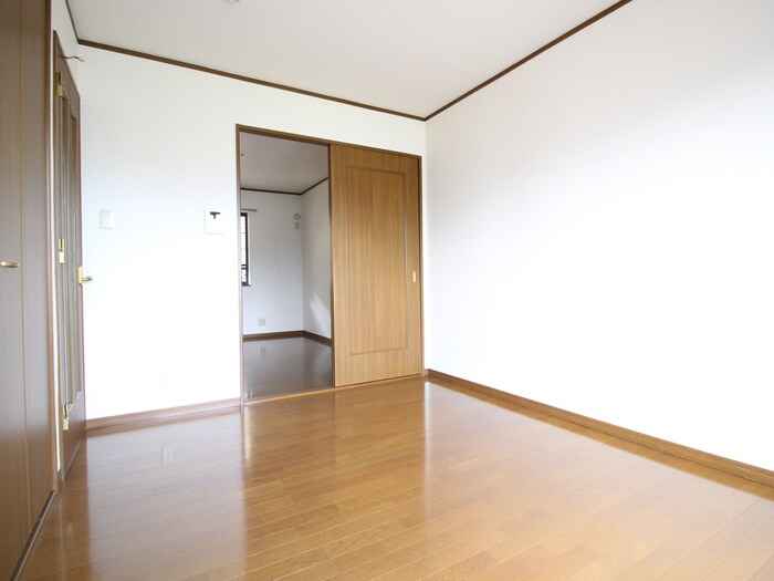 物件内観写真18　(居室)