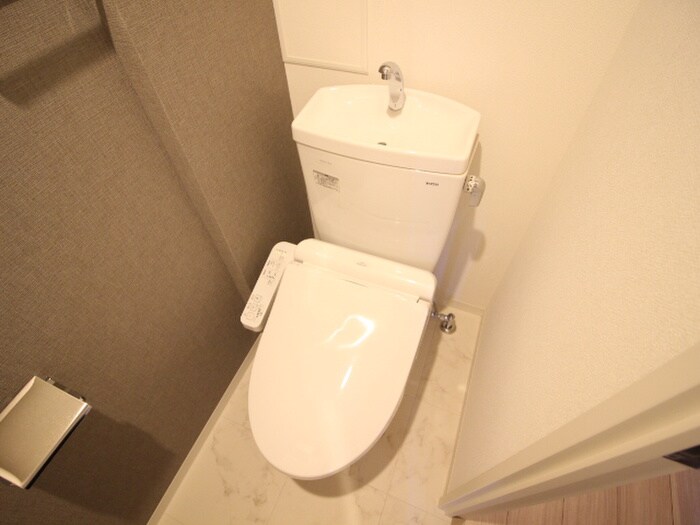 物件内観写真13　(トイレ)