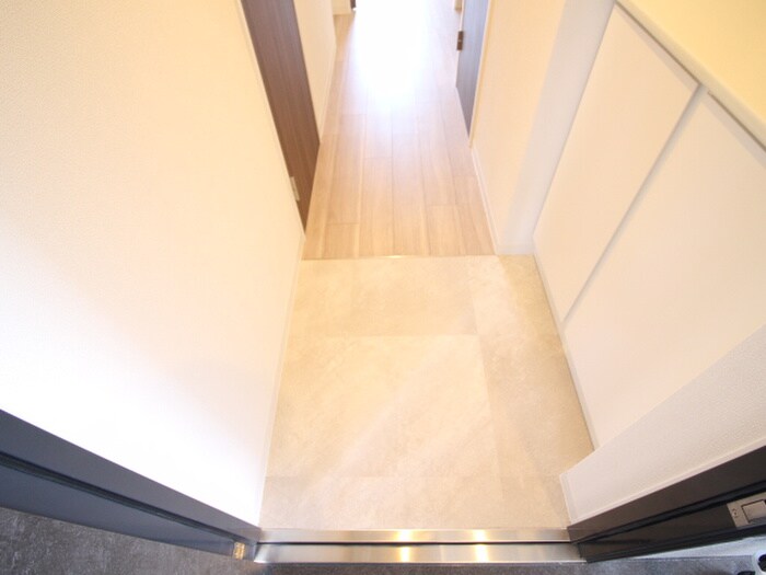 物件内観写真20　(玄関)