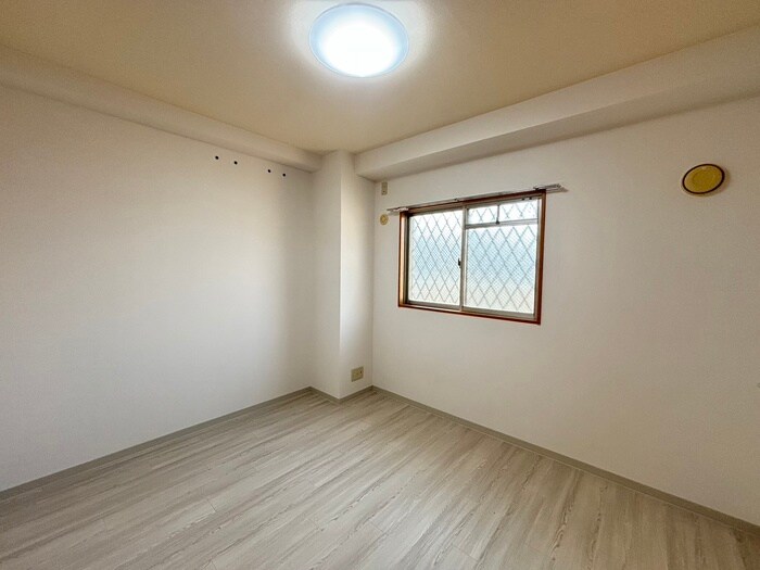 物件内観写真17　(居室)