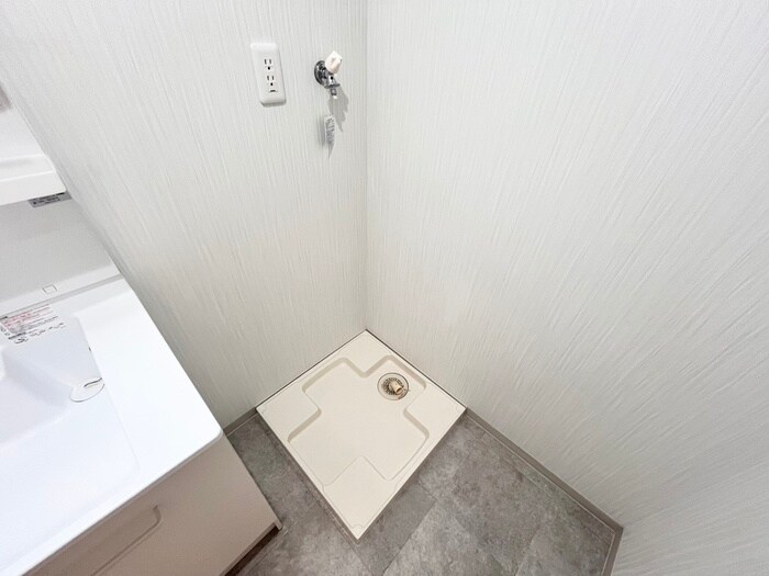 物件内観写真17　(洗濯機置場)