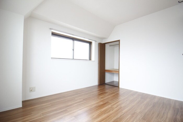 物件内観写真10　(居室)