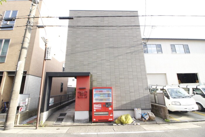 物件外観写真1　(外観写真)