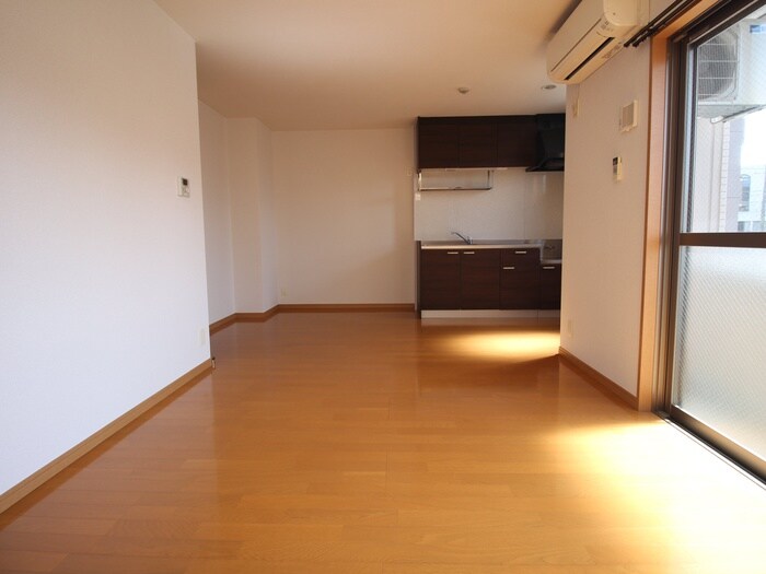 物件内観写真8　(居室)