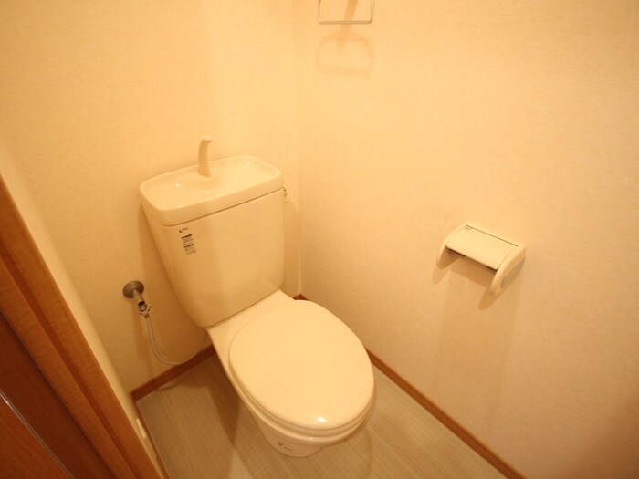 物件内観写真11　(トイレ)