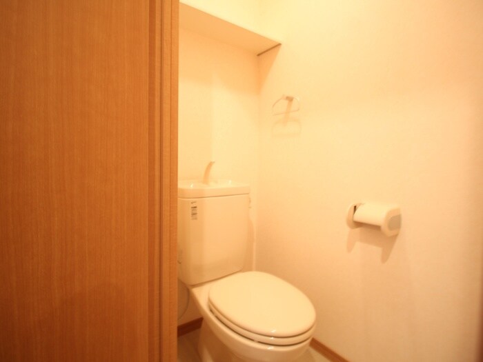 物件内観写真14　(トイレ)