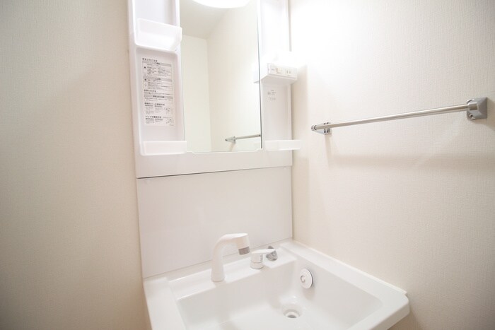 物件内観写真13　(洗面)