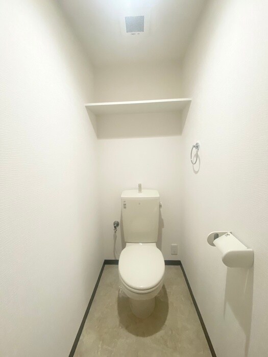 物件内観写真12　(トイレ)