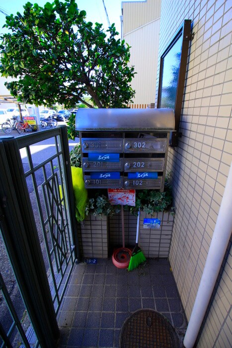 物件外観写真4　(建物設備)