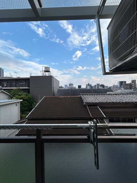 物件内観写真14　(室内からの展望)