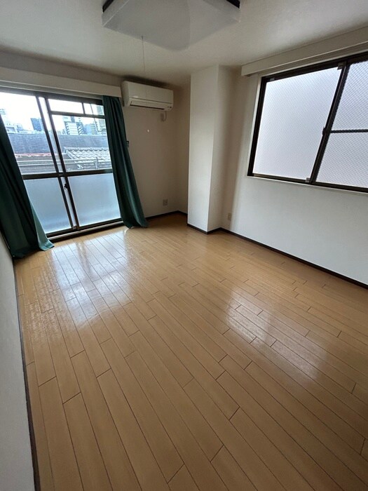 物件内観写真21　(居室)