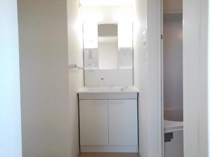 物件内観写真6　(洗面)