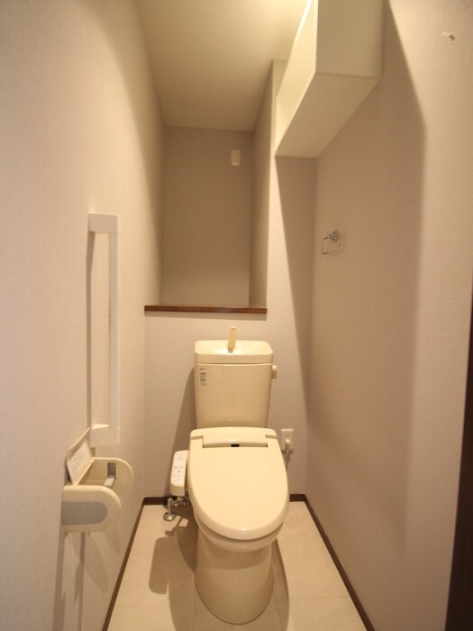物件内観写真12　(トイレ)
