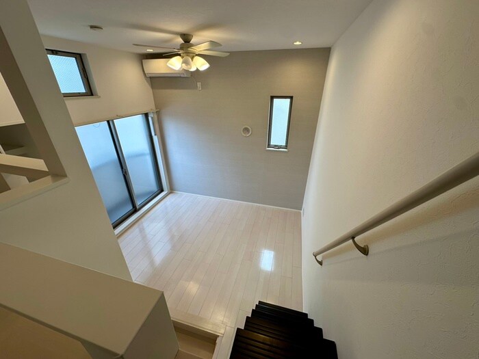 物件内観写真10　(居室)