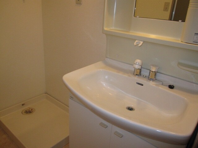 物件内観写真12　(洗面)