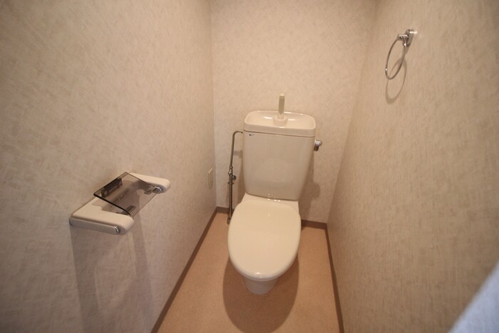 物件内観写真12　(トイレ)