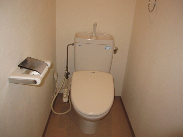 物件内観写真14　(トイレ)