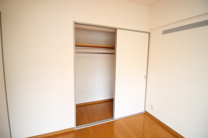 物件内観写真15　(収納)