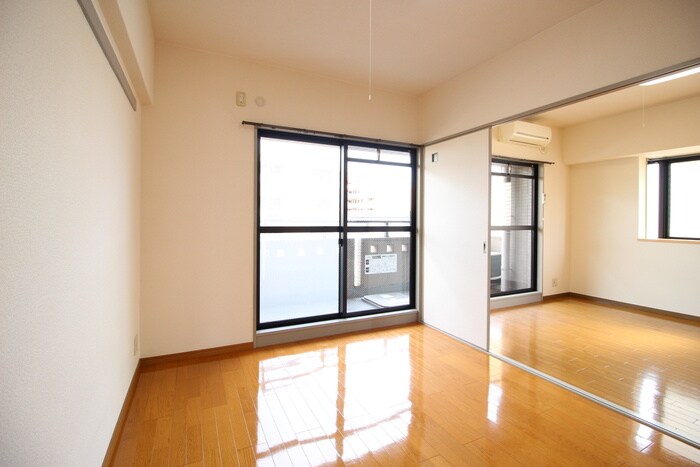 物件内観写真18　(居室)