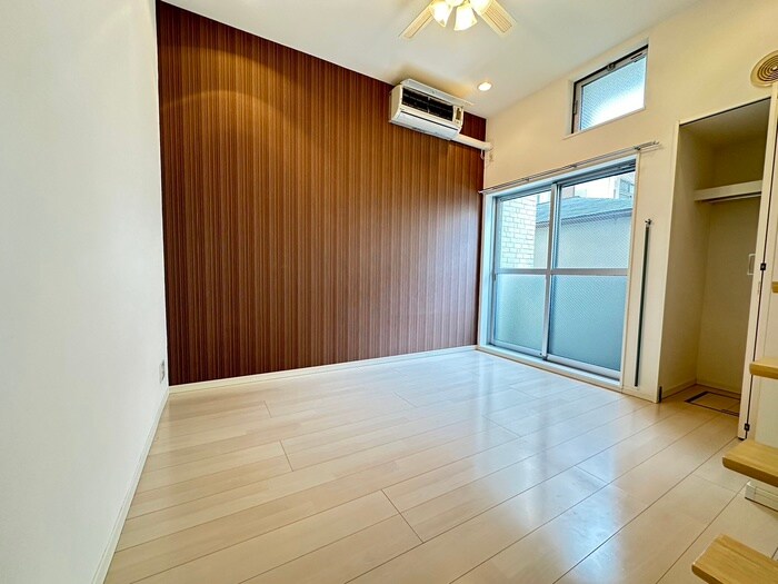 物件内観写真7　(居室)