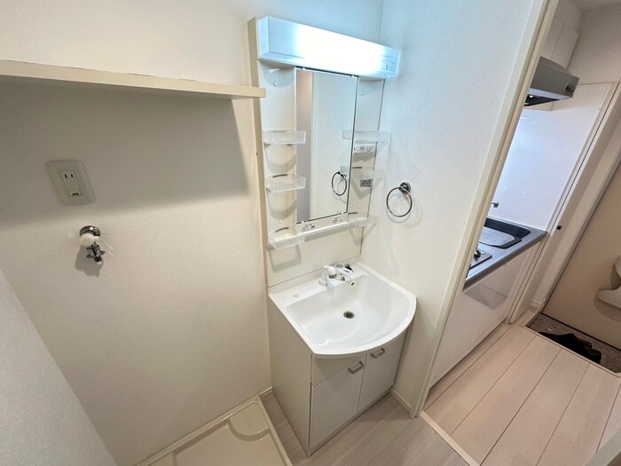 物件内観写真13　(洗面)