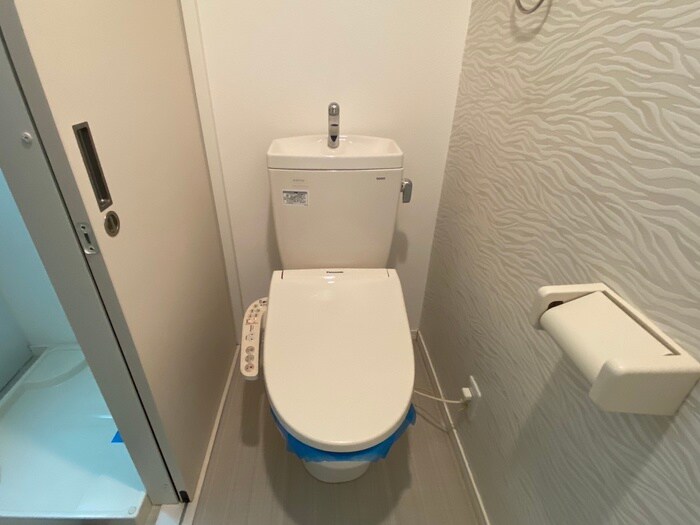 物件内観写真14　(トイレ)