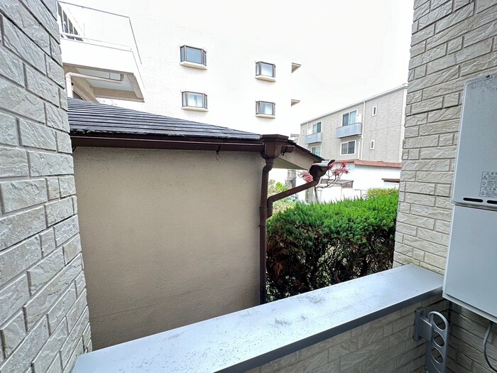 物件内観写真16　(室内からの展望)