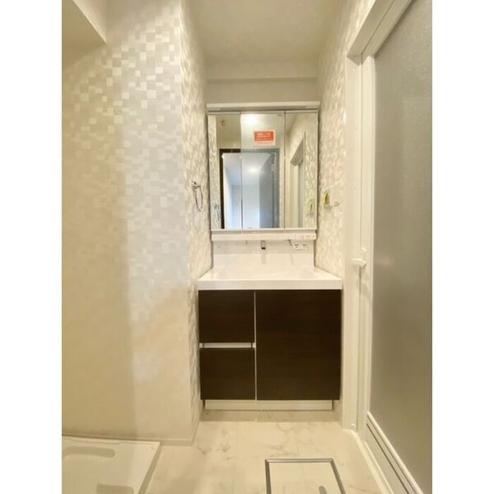 物件内観写真10　(洗面)