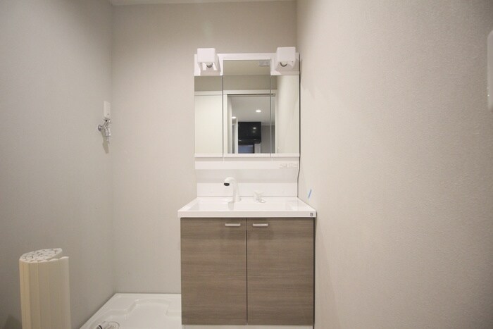 物件内観写真9　(洗面)