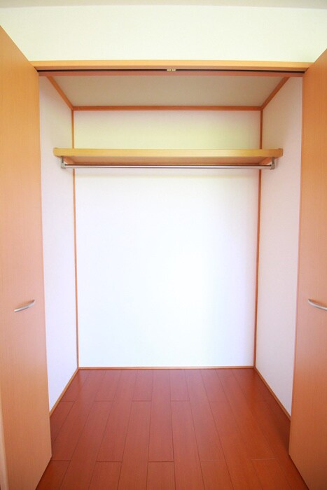 物件内観写真9　(収納)