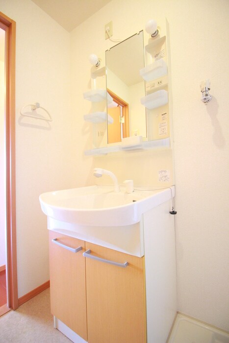 物件内観写真12　(洗面)