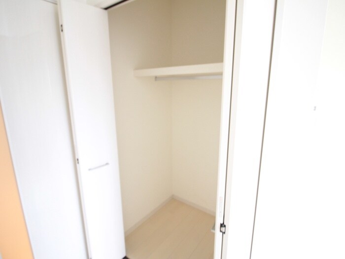 物件内観写真15　(収納)