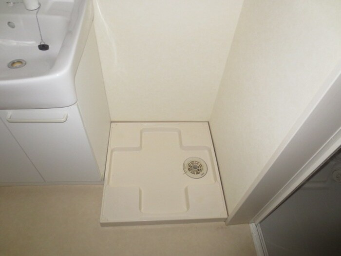 物件内観写真19　(洗濯機置場)