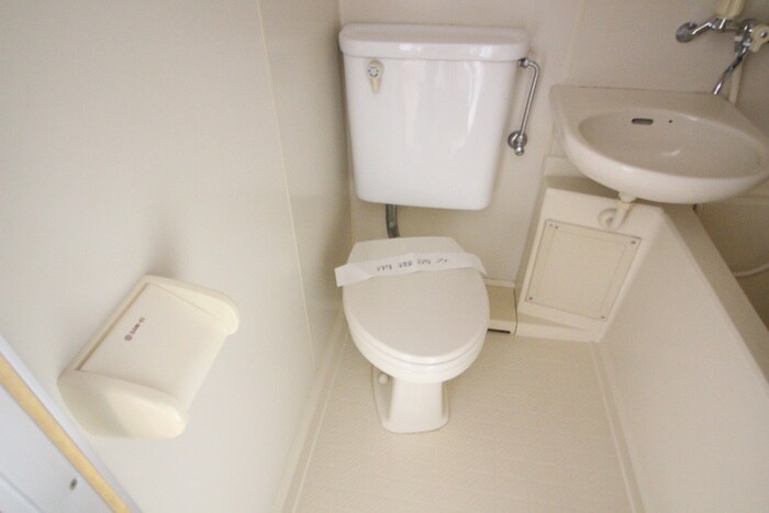 物件内観写真14　(トイレ)