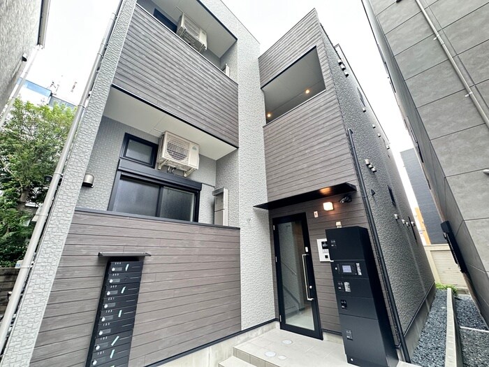 物件外観写真2　(外観写真)