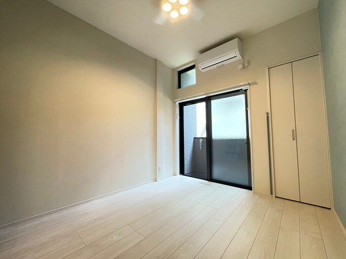 物件内観写真8　(居室)