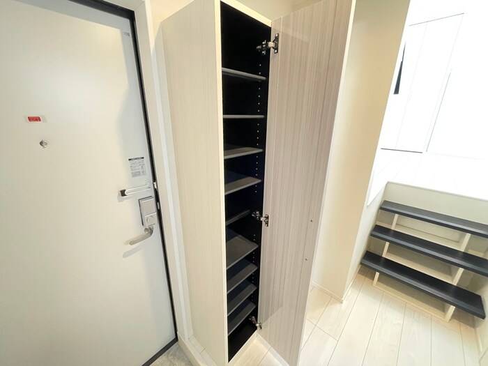 物件内観写真18　(靴箱)