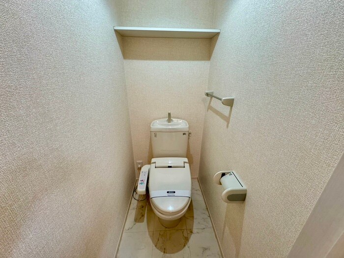 物件内観写真13　(トイレ)