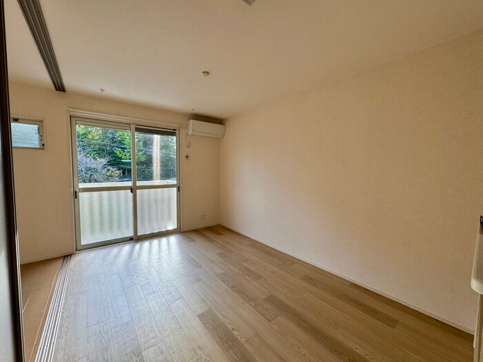 物件内観写真22　(居室)