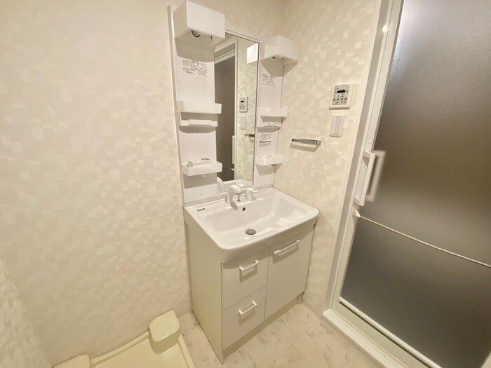 物件内観写真10　(洗面)