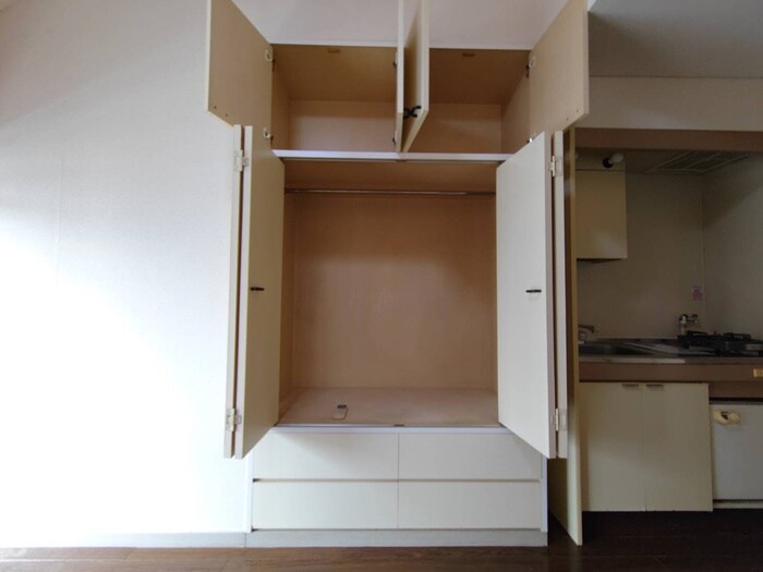 物件内観写真10　(収納)