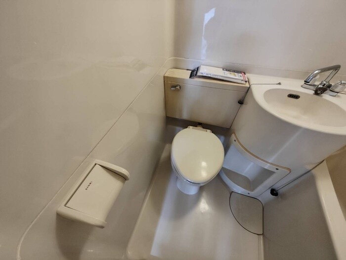 物件内観写真14　(トイレ)