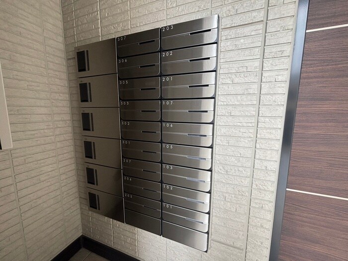 物件外観写真4　(建物設備)