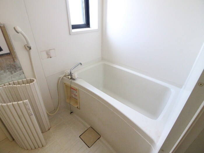 物件内観写真11　(バス／シャワールーム等)